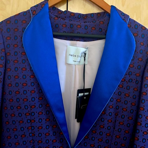 Hebe Studio
Jacquard Smoking Jacket Size:44 Color: royal blue - Picture 6 of 8